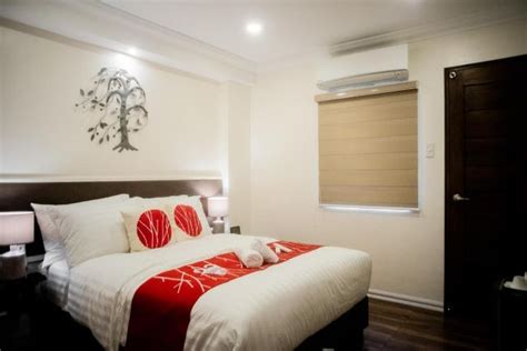 The best cheap hotels near Villamor Air Base (Pasay) .